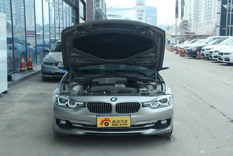 2017款宝马3系2.0T自动豪华设计套装320Li图片