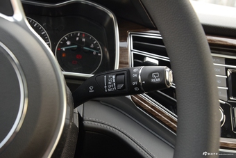 2017款大迈X7 1.8T手动豪华型