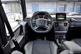 2017款奔驰G级4.0T自动G500 4x4限量版