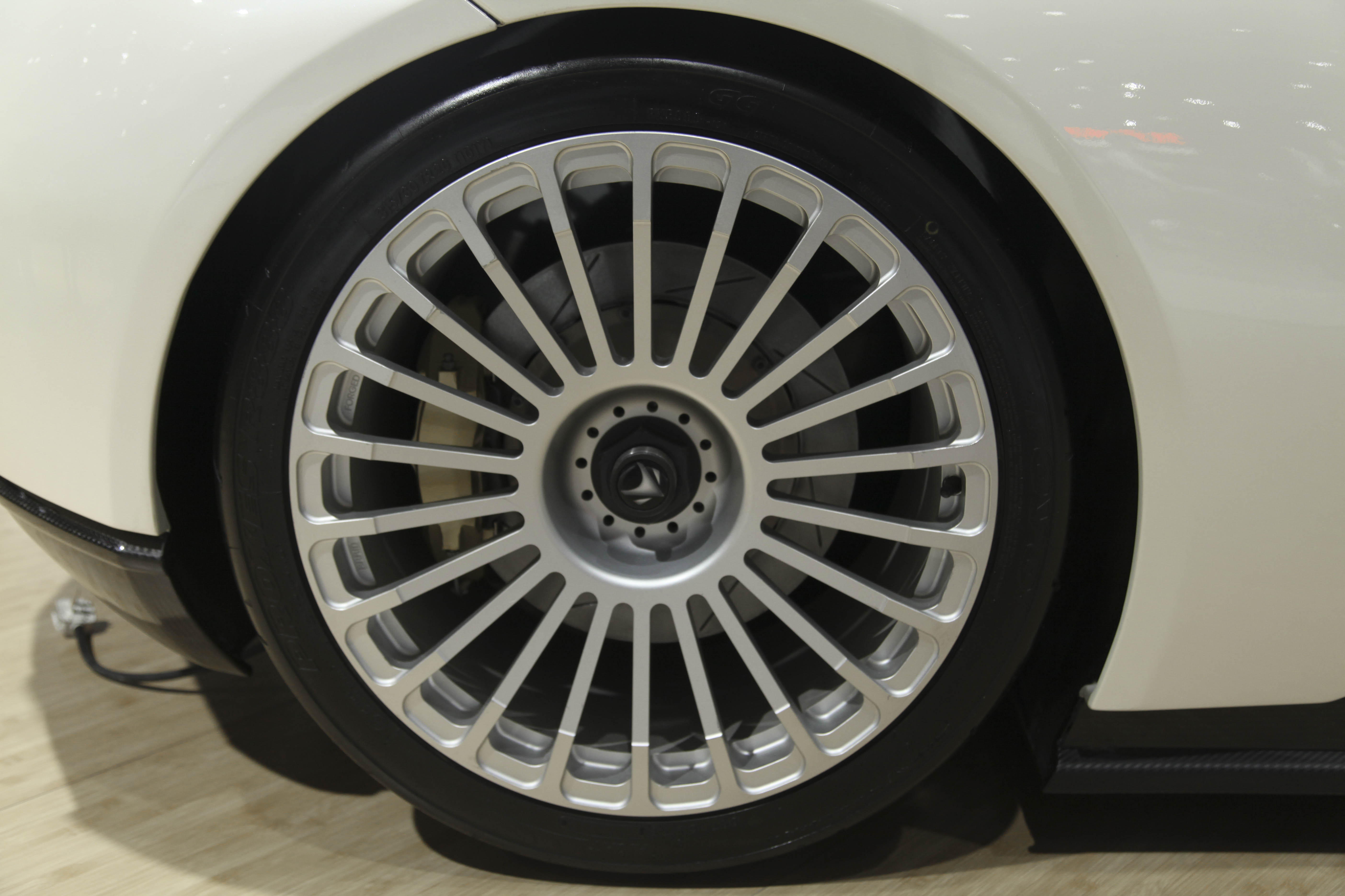 北汽新能源ARCFOX-7