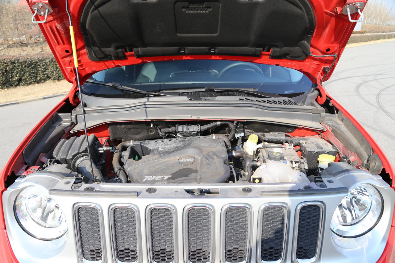 2016款自由侠1.4T自动智能版 