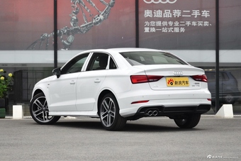 2018款奥迪A3 30周年型1.4T自动Limousine 35 TFSI运动型
