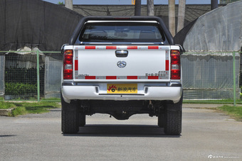 2015款黄海N1S 2.8T手动柴油四驱运动版