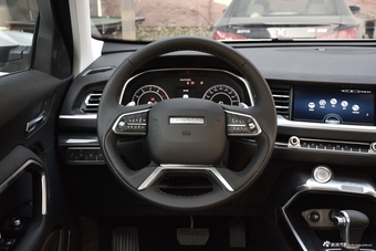 2017款哈弗H6 换代 红标 1.5T 自动两驱智尚型