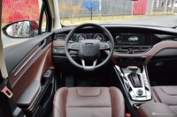 2018款君马S70 1.5T自动旗舰运动型