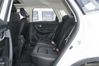 2018款奔腾X40网红版 1.6L自动豪华型