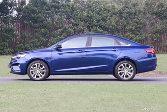 2018款吉利帝豪GL 1.4T自动旗舰型