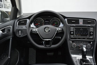 2018款高尔夫1.2T 180TSI自动舒适型