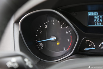 2017款福克斯两厢1.6L自动风尚型智行版