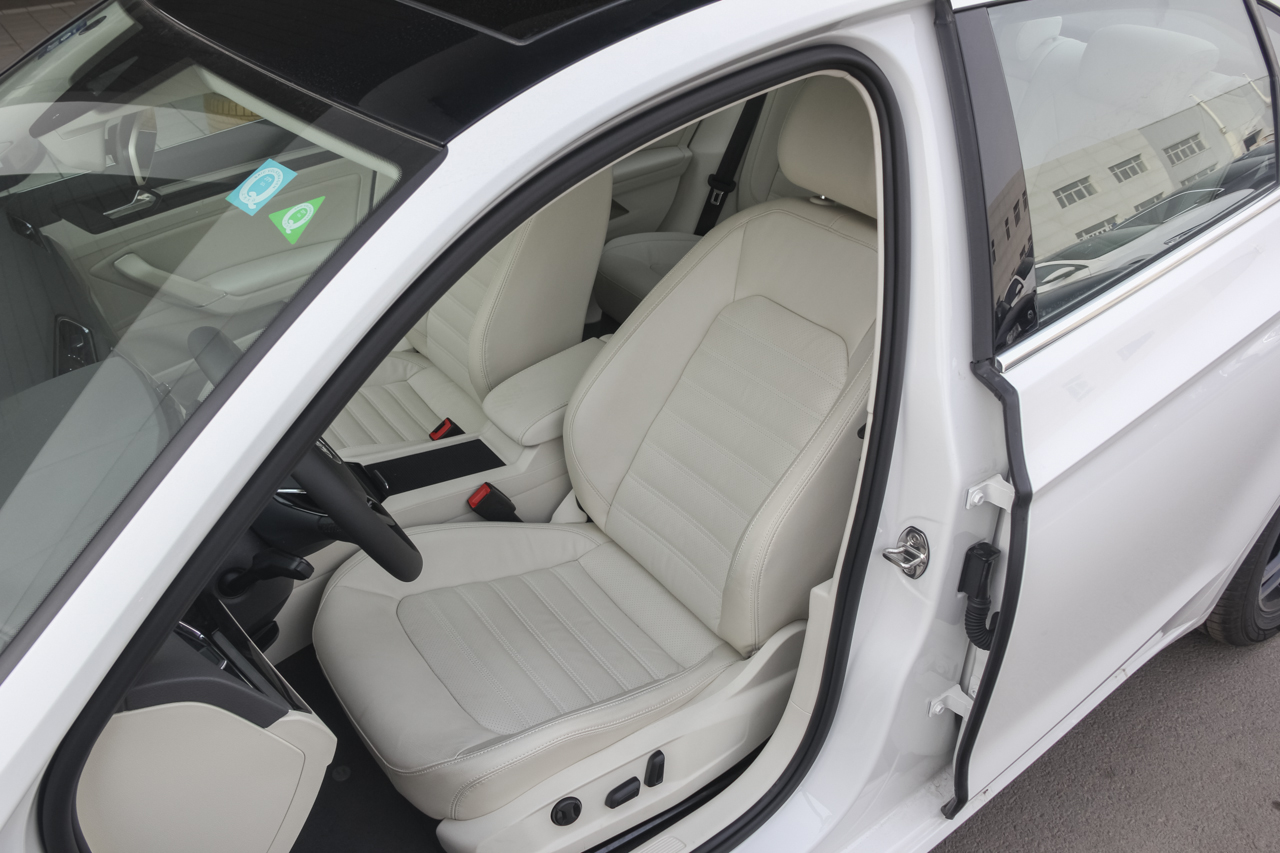 2018款凌渡1.4T自动豪华型280TSI