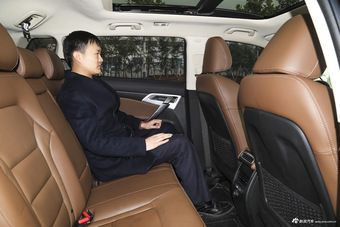 2016款吉利博越1.8TD自动智尊型