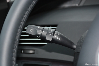 2017款比亚迪e6 400精英型