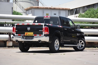 2017款RAM 1500 Laramie 5.7L豪华版