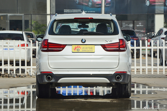 2018款宝马X5 2.0T 自动xDrive28i