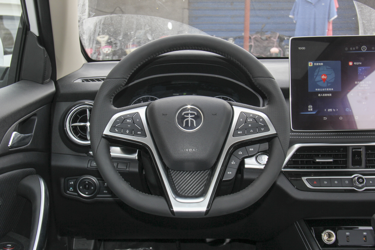 2019款比亚迪宋1.5TI自动智联越享型