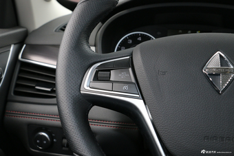 2018款宝沃BX6 2.0T自动28T 四驱GT至酷型