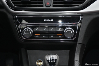 2019款东南A5翼舞 1.5L手动豪华版国V