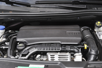 2016款标致2008 1.2THP 自动时尚版