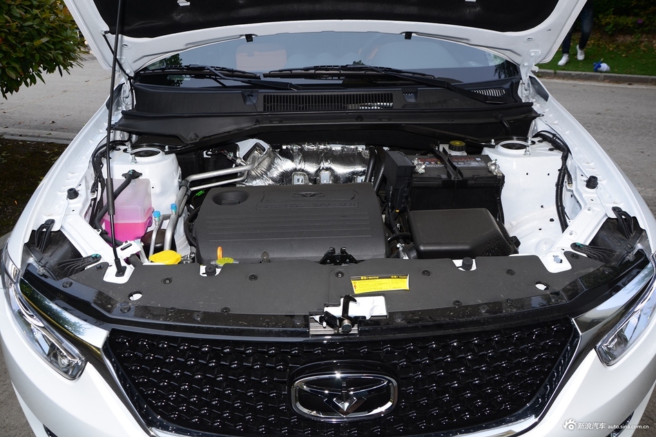 2018款凯翼X3 1.6L手动智尊版