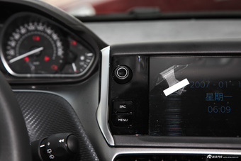 2018款标致2008 1.6L自动时尚版