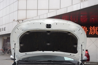 2017款力狮 2.5L自动全驱荣耀版 EyeSight