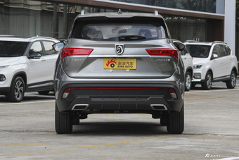 2018款宝骏530 1.5T DCT豪华型 