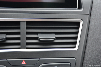 2018款奔腾X40网红版 1.6L手动舒适型