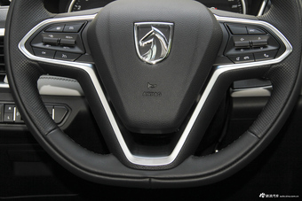 2018款宝骏530 1.5T DCT旗舰型