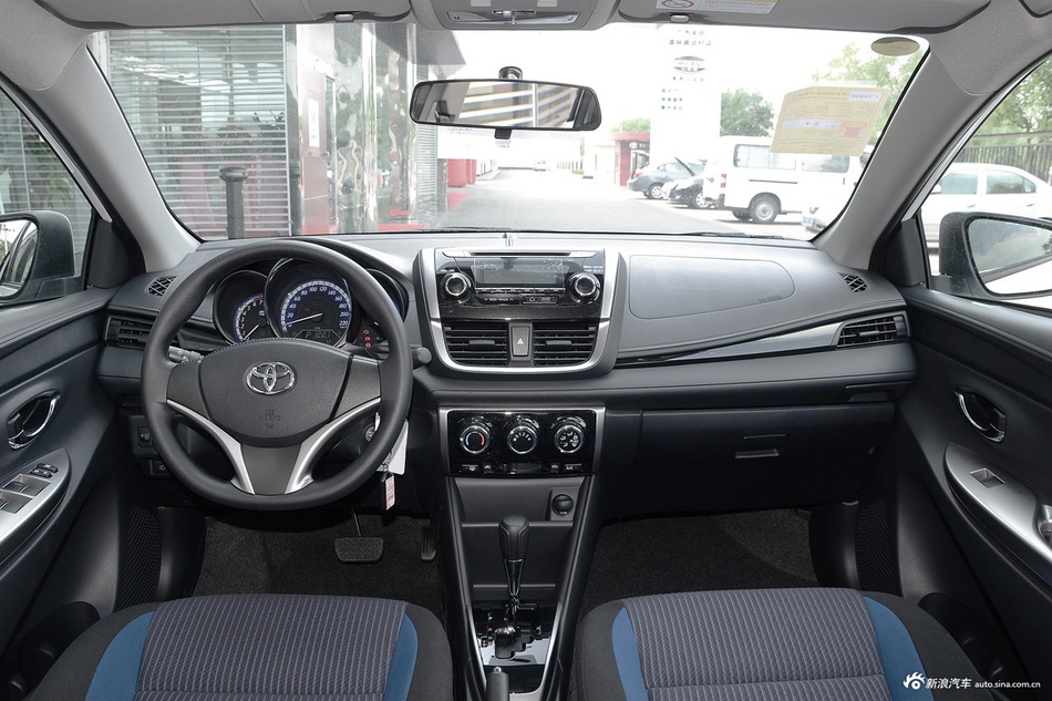 2016款YARiS L 致炫1.5L自动炫动天窗版