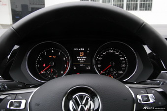 2018款途观L 2.0T自动四驱豪华版380TSI