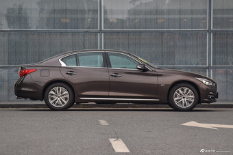 2016款英菲尼迪Q50L 2.0T自动悦享版