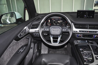 2016款奥迪Q7 3.0T自动45TFS S-Line运动型