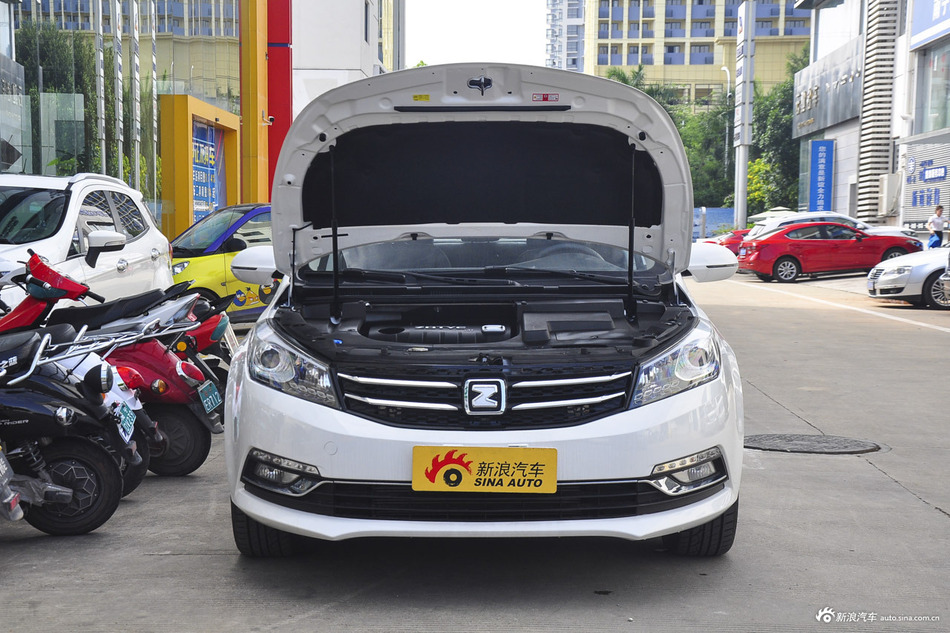 2017款众泰Z560 1.5T自动CVT尊贵型