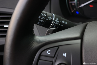 2017款讴歌MDX 3.0L自动尊驭版