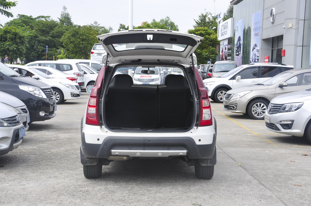 2016款景逸XV 1.6L自动豪华型