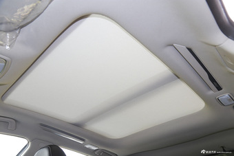 2016款众泰Z700 1.8T自动DCT尊贵型