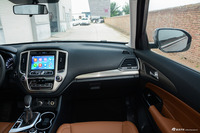 2017款长安CS95 2.0T自动两驱智远版