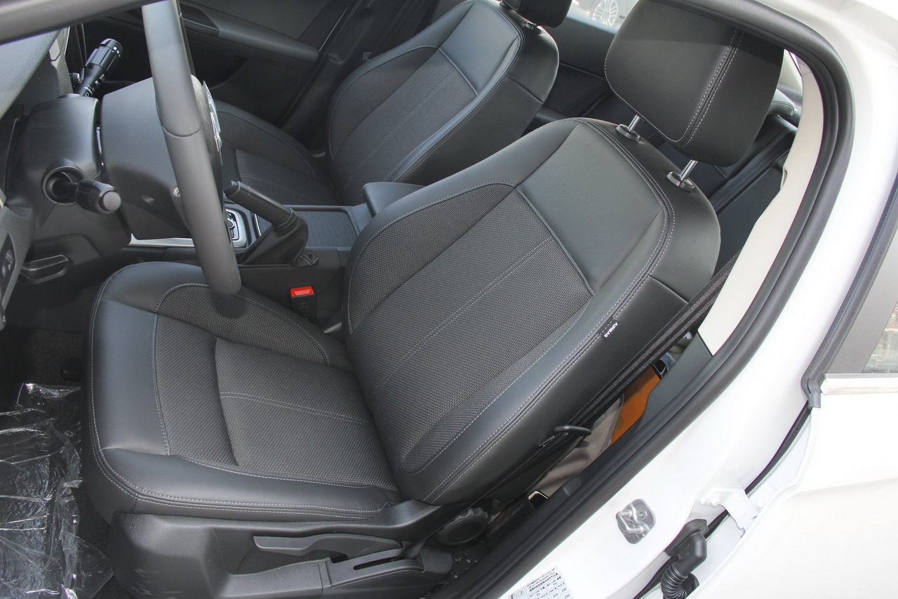 2016款观致3三厢1.6L自动致悦型