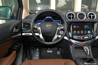 2017款比亚迪S7 2.0T自动豪华型