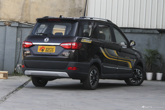  2018款风光S370 1.5L自动豪华型7座