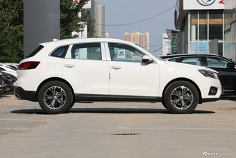 2018款宝沃BX7 2.0T自动28T两驱质享型5座