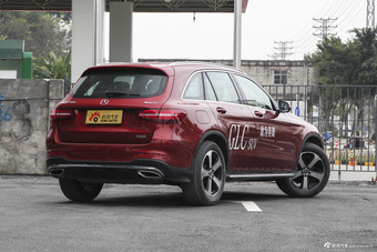 2018款奔驰GLC260 2.0T自动 4MATIC豪华型