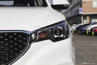 2017款名爵ZS 1.5L手动舒适版 