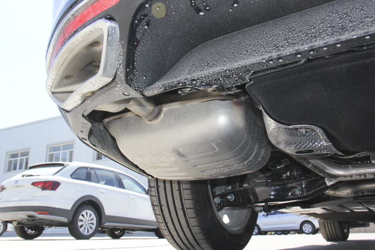 2018款迈腾改款2.0T自动380TSI DSG豪华型