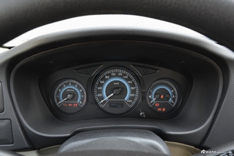 2017款V3菱悦1.5L手动基本型