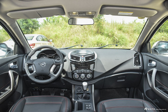 2015款海马S5 1.6L手动豪华型天窗版图片
