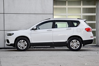 2017款哈弗H6运动版1.5T手动两驱精英型蓝标