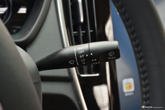 2018款比亚迪秦EV450 智联锋尚型