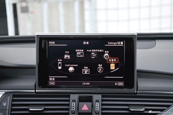 2018款奥迪A6L 30周年年型 45 TFSI quattro 豪华型