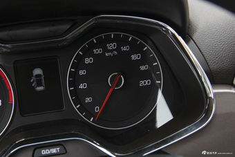 2017款宝骏310W 1.5L手动豪华型